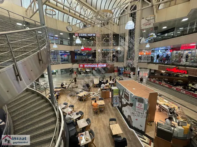 Commercial space of 30 m² for sale in ATAKÖY 9 REGION inside ATRİUM shopping center