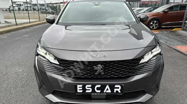 سيارة بدون أخطاء، بدون طلاء، بدون حوادث، بسطح زجاجي Peugeot 3008 بلون الإطلاق