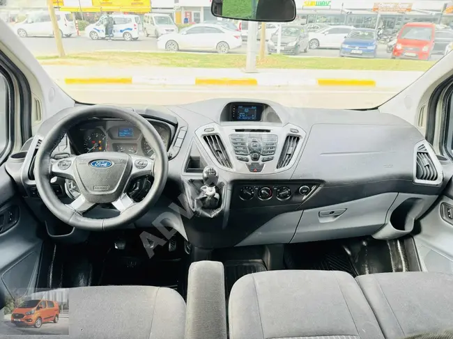 سيارة  Transit Costum 310S Delux 5+1  كاملة التجهيزات ومزودة بالإكسسوارات بالكامل من ROYAL AUTO