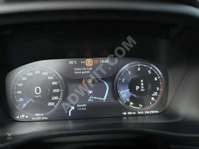 2020 VOLVO XC40 1.5 HATASIZ İLK ELDEN CAM TAVAN * HAFIZA *NAVİ