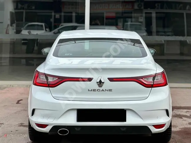 Renault Megane TOUCH EDC can be financed on a credit card, inclusive of 20% tax, 2019