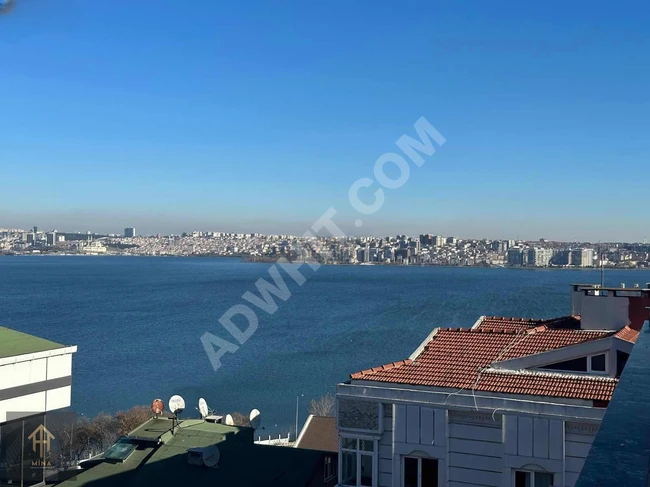 New duplex apartment 4+1 with lake view in AVCILAR