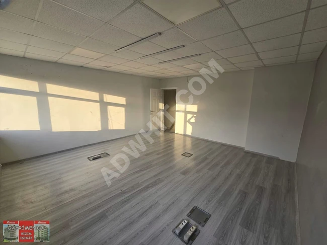 Office for sale in AVCILAR on Marmara Road, renovated interior with an area of 140 m²