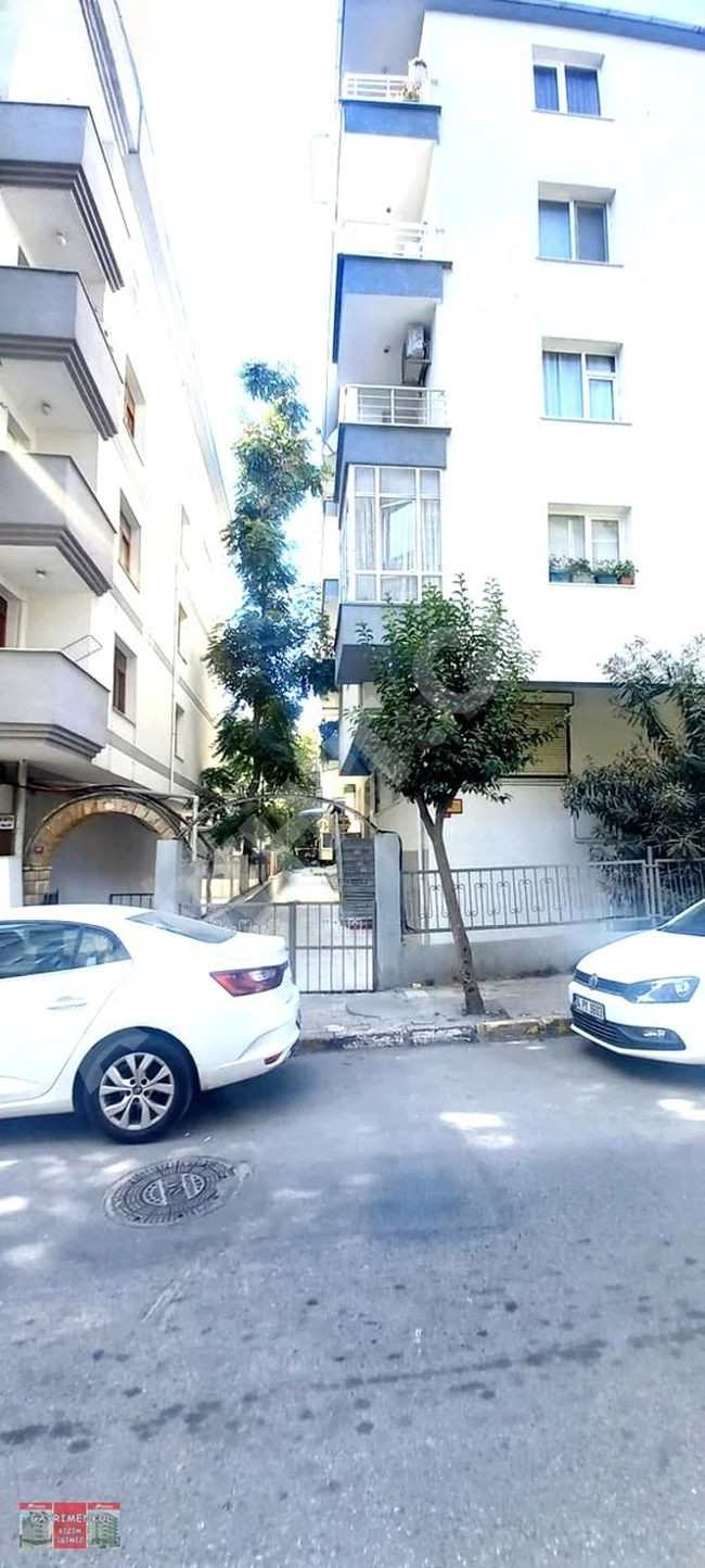 100 square meter apartment consisting of two rooms and a living room, for urgent sale in a central location, suitable for obtaining a loan.- from ARZUM