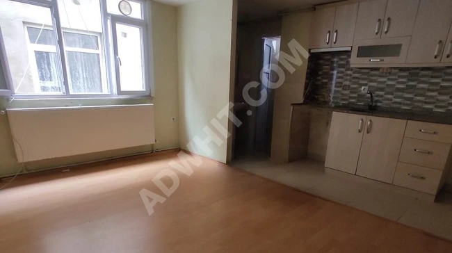 Apartment for rent consisting of two rooms and a living room (2+1) on ŞÜKRÜBEY Street in AVCILAR