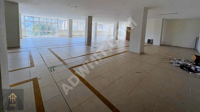 AVCILAR E-5 YANYOLDA KİRALIK 1.400 m2 İŞYERİ