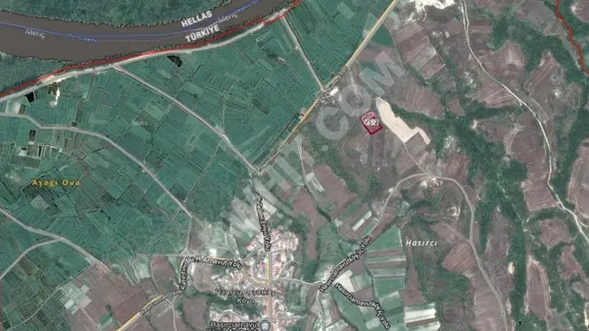 A plot of land with an area of 2029 m² with a single title deed in EDİRNE in the MERİÇ area