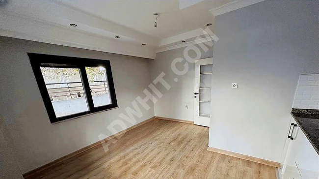 Front apartment one minute away from the Metrobus, with parking, suitable for loans