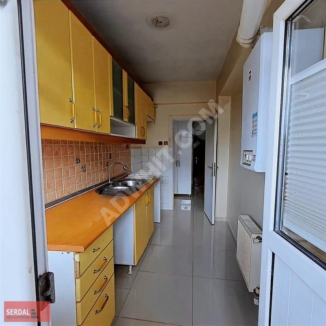 For sale, an empty apartment with floor ownership and an elevator in BAHÇELİEVLER SİYAVUŞPAŞA