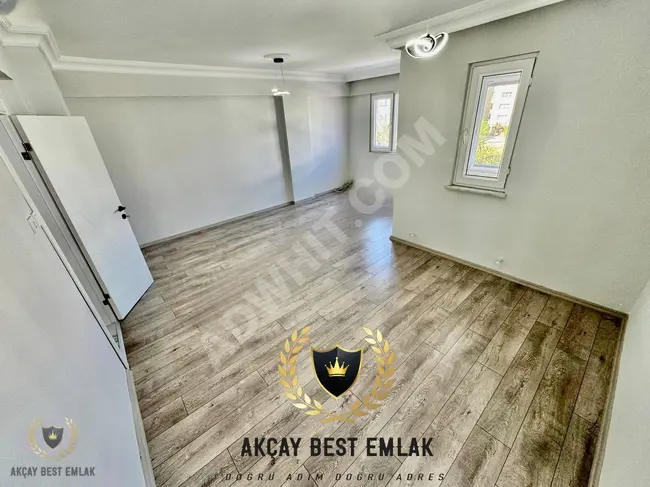 For sale: 2+1 apartment with no costs and a separate kitchen in İKİZÇAY