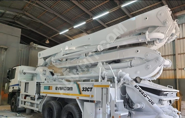 Concrete pump - Mercedes-Benz Axor 3340 chassis Everdigm