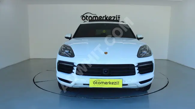 PORSCHE CAYENNE 3.0 PLATINUM EDİTİON  -  مع ميزة تدليك و تبريد - من OTOMERKEZ