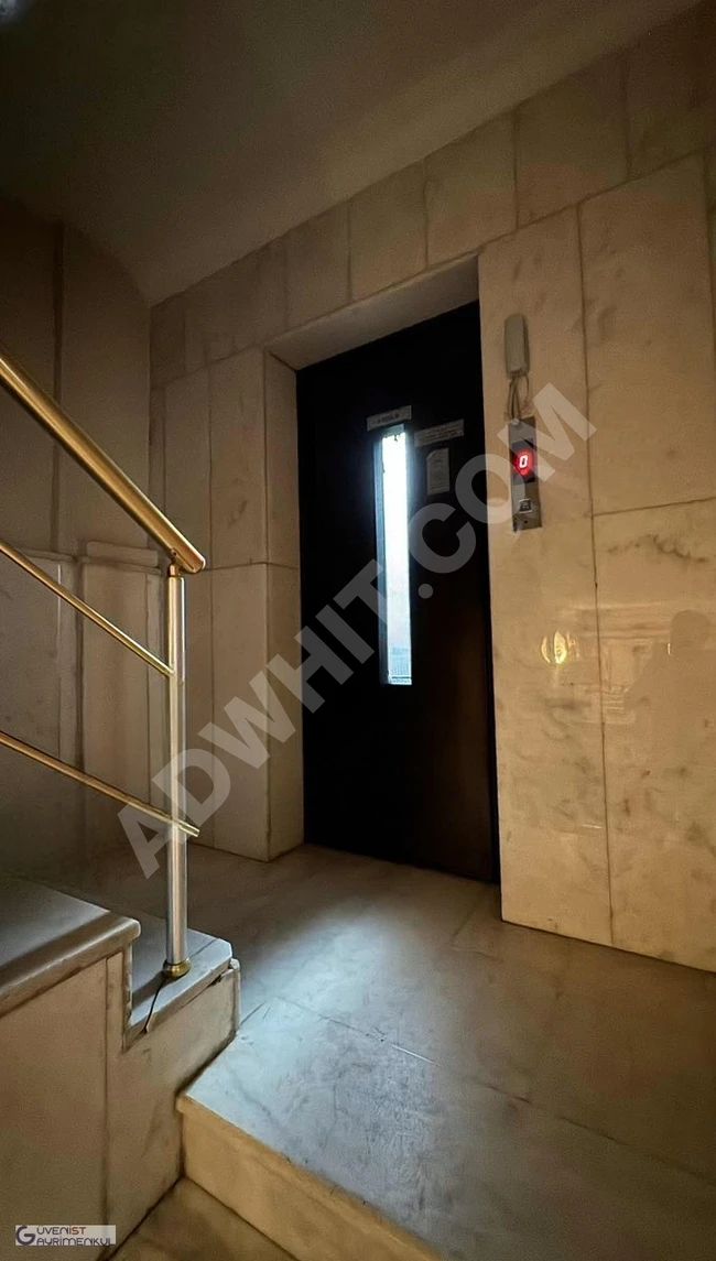 7+1 duplex apartment for sale (25 years old) in the BAHÇELİEVLER area, YAYLA district, FINDIK street