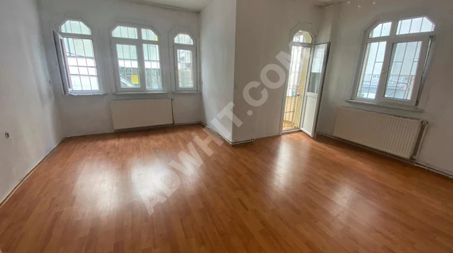 Apartment for rent 2+1 high entrance floor and near the district governor's building in GÜNGÖREN