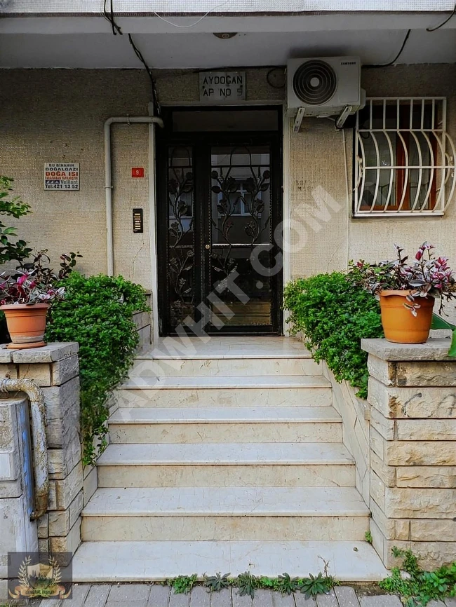 Apartment 3+1 on the first floor near DENİZKÖŞKLER Street in the AVCILAR area