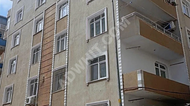 Apartment 3+1 for sale spacious area in BAHCELIEVLER YAYLA