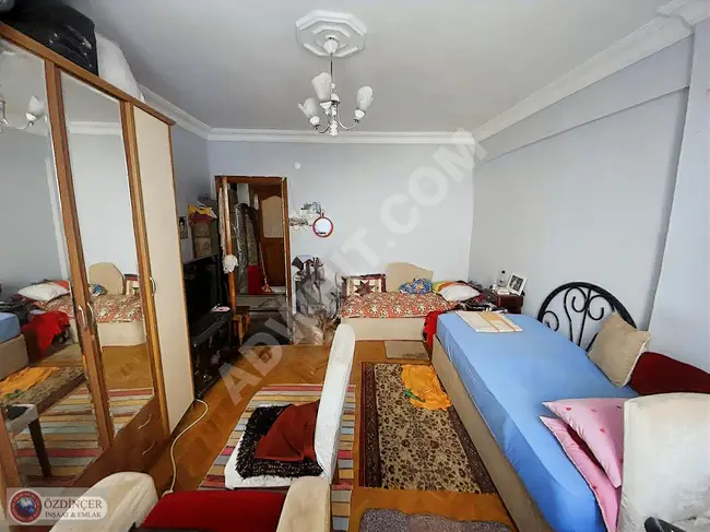 Apartment 2+1 for sale on Çamlık Street, Bahçelievler area - by Özdinçer