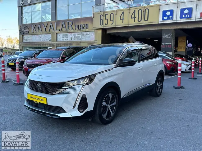 Peugeot 5008 model 2021, 1.5 BlueHDI EAT8 ALLURE - Odometer 72,000 km - Free of defects - 7 seats