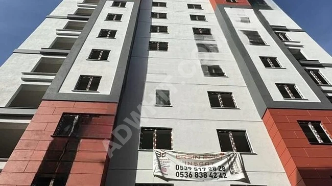 Apartment for sale, delivery in January, on the sixth floor with a closed parking space within the İCON BAHÇELİEVLER complex