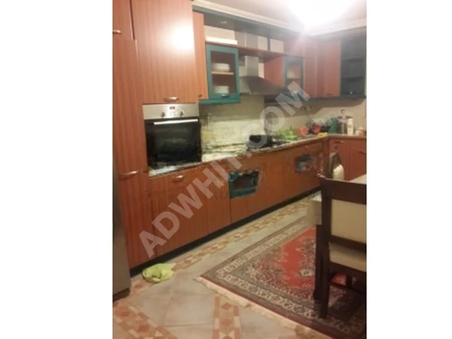 Bahçelievler Merkezde 5+2 320m Otoparklı Asansörlü Dubleks Daire