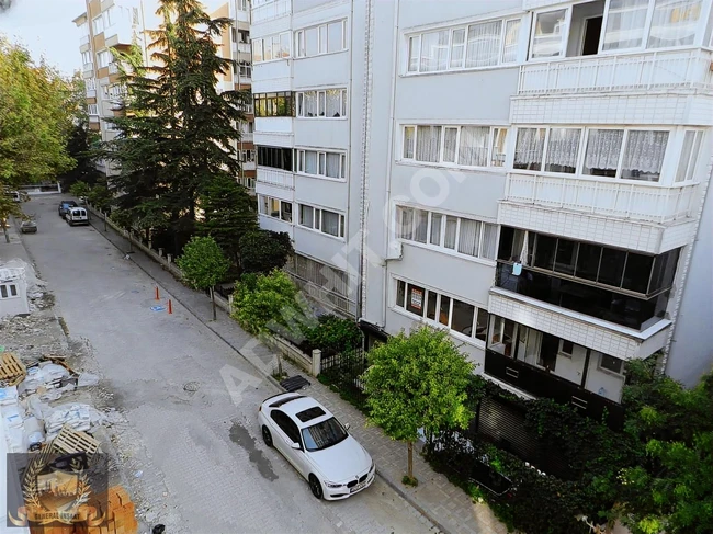 AVCILARDA 2 BALKONLU SİTE İÇİNDE 2+1 OTOPARKLI ASANSÖRLÜ