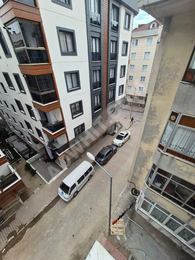 Apartment 3+1 on the third floor, with an area of 120 square meters. For sale in Bahçelievler