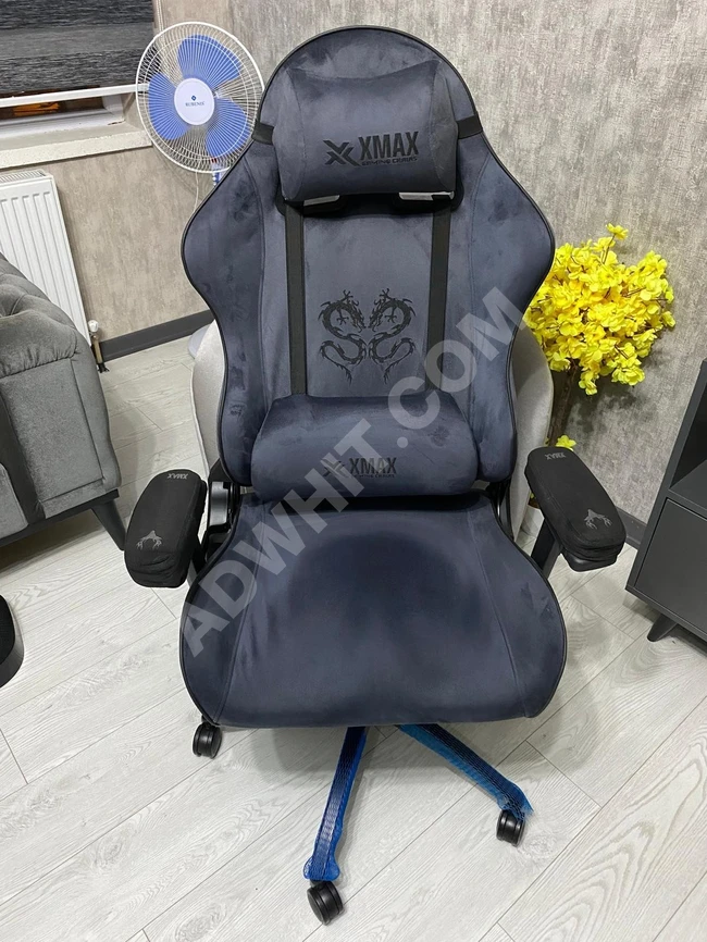 Xmax chair