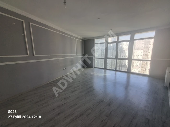 Kiralık 2+1 daire, 110 m² alanında, metrobüs durağına 20 dakika mesafede.