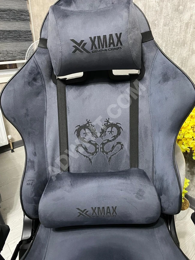 Xmax chair