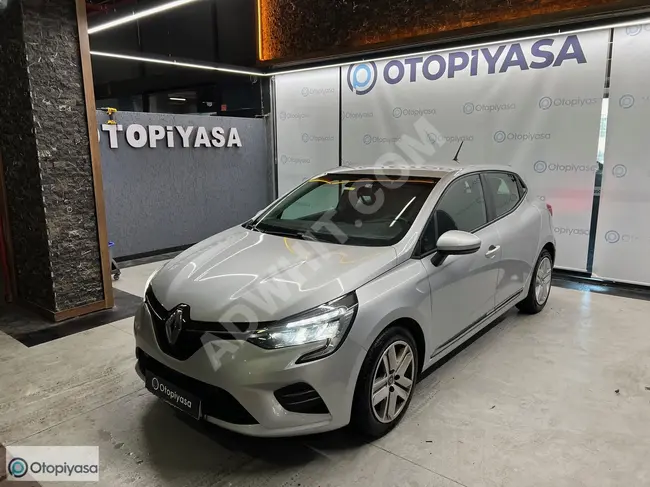 RENAULT CLİO   TOUCH 1.0 TCE أوتوماتيكي 100حصان  بدون دهان، شامل ضريبة القيمة المضافة 20%.