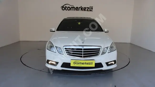 Mercedes - Benz E 350 from OTOMERKEZİ. The full amount can be paid by credit card in 12 installments