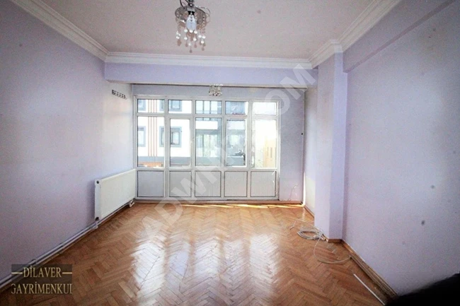 Investment apartment 3+1 with elevator on ULUBATLI HASAN Street in BAHÇELİEVLER area