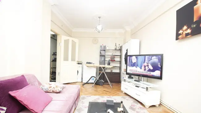 Apartment 2+1 for sale 5 minutes from İLK YUVA Metro Station