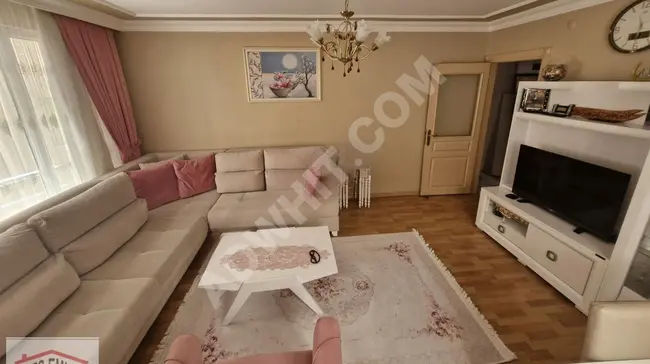 Apartment 2+1, on the second floor, with an area of 90 square meters, equipped with a balcony, spacious and without expenses in Ataşehir Aşık Veysel