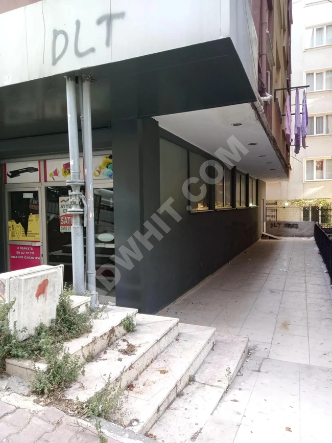 Shop for sale in a busy, lively location with a net area of 270 square meters on the main MAHMUTBEY Street and the first sub-street 12