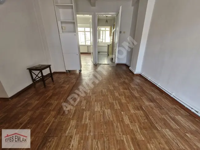 Apartment 1.5+1 empty for sale, with an area of 70 square meters, spacious in Kadıköy Rasimpaşa