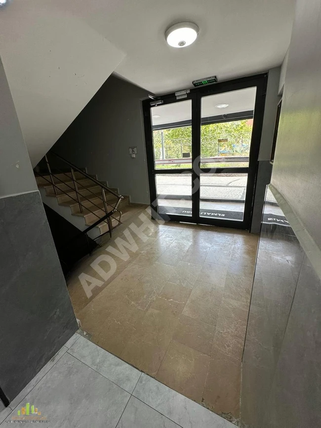 Empty apartment for sale inside a site in BAGCILAR GOZTEPE