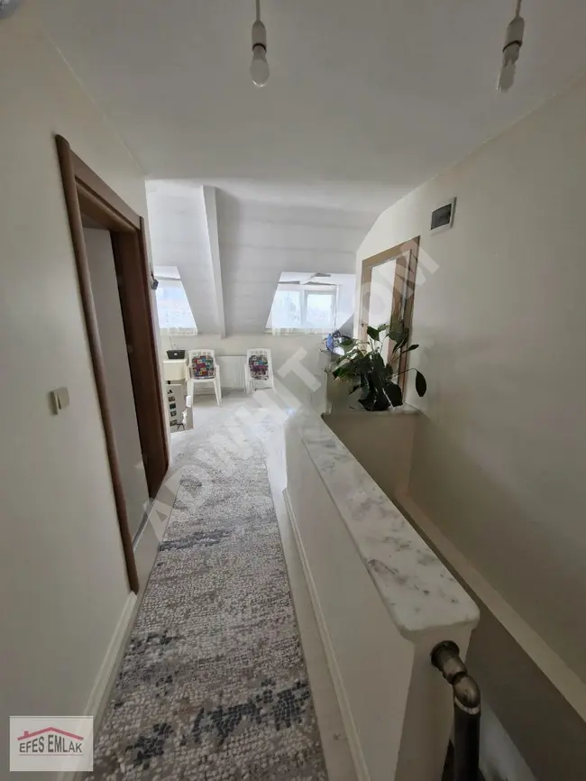 Duplex apartment 3+2, 165 square meters, in a central location, an unmissable opportunity in Ataşehir Esatpaşa