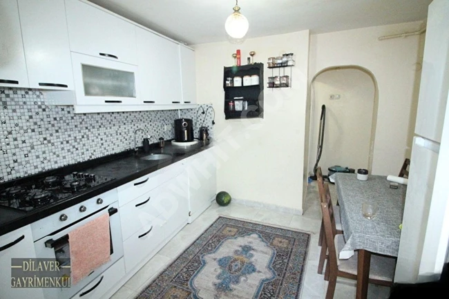 An apartment 2+1 on the second floor on ULUBATLI HASAN street in BAHÇELİEVLER, with floor ownership