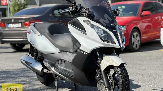 2015 - KYMCO DOWNTOWN 300İ with additional features - from ARI OTOMOTİV