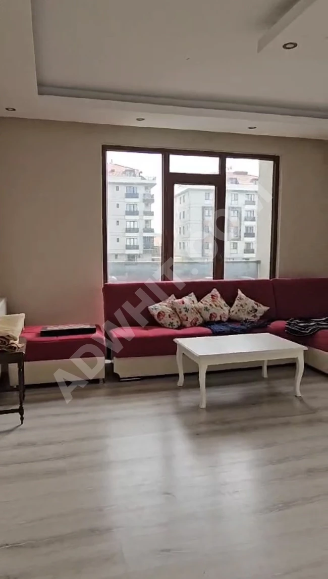 Apartment for urgent sale at a bargain price in Beylikdüzü, Adnan Kahveci 3+1