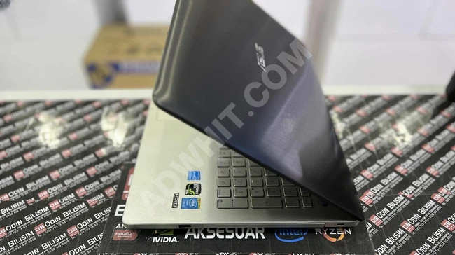 لابتوب Asus i7-4700HQ، 12 GB RAM، 512 SSD بحالة نظيفة ومثالية