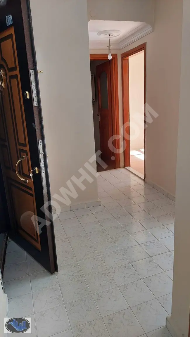 Apartment 2+1 on the second floor / 5 minutes away from the metro and metrobüs station YENİBOSNA