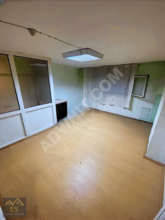 A shop with an area of 110 square meters for rent on the upper floor on MİMAR SİNAN Street