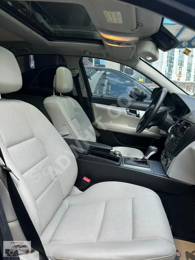 سيارة MERCEDES-BENZ C 220 CDI موديل 2009