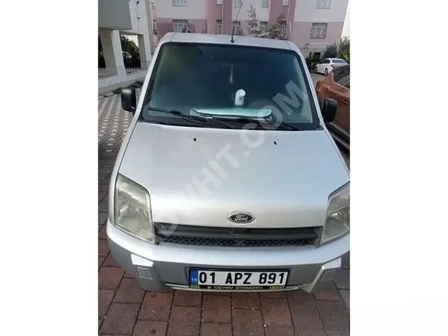 FORD CONNECT car model 2005 with 4+1 seats / Clean car