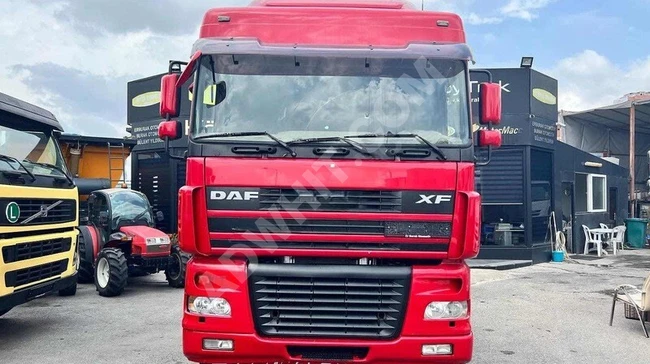 شاحنة DAF XF 95.430 موديل 2006 مع جهاز تباطؤ / مكيف هواء / TRANSPORT