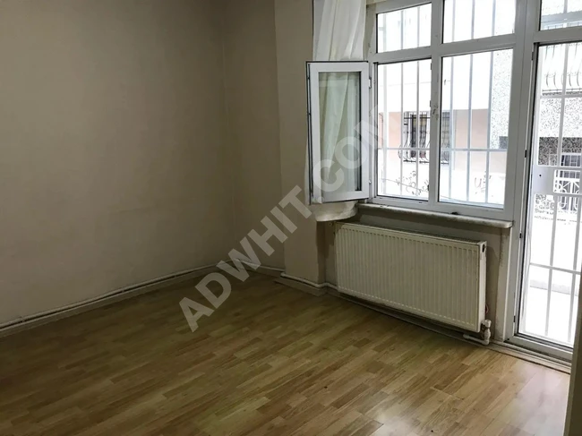 Apartment 2+1 for sale, first floor, in ARMUT SOKAK HÜRRİYET MAH