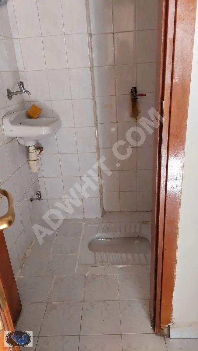 Apartment 2+1 on the second floor / 5 minutes away from the metro and metrobüs station YENİBOSNA