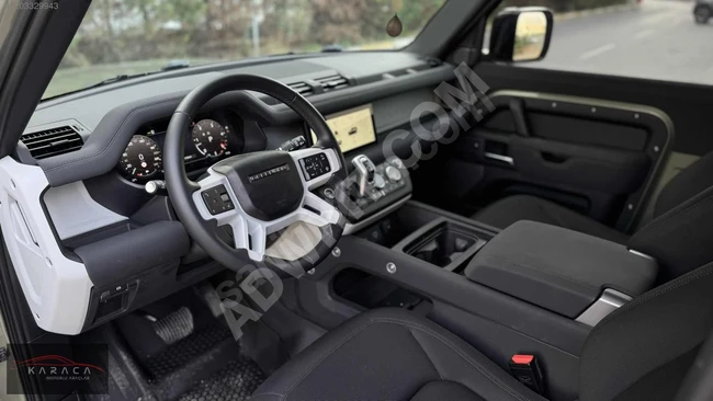 Land Rover Defender 90 3.0 D + مزود بالإكسسوارات 14,000 كم بفاتورة بنسبة 20%